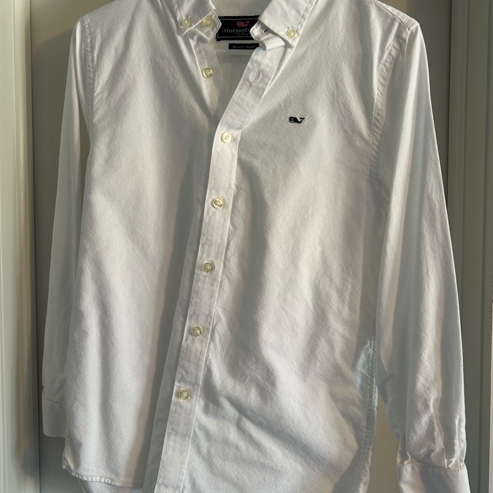 Vineyard Vines Men's Classic White Button-Down Shirt